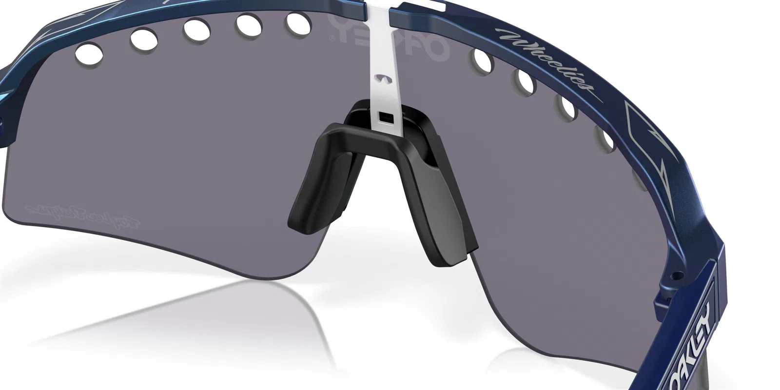 Oakley Sutro Lite Sweep 9465 Sunglasses - view 116